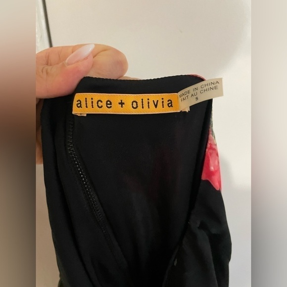 Alice & Olivia Floral One shoulder silk mini dress Size Small - Picture 9 of 9